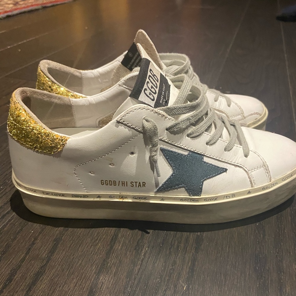 Golden Goose Sneakers size 39 aka 9